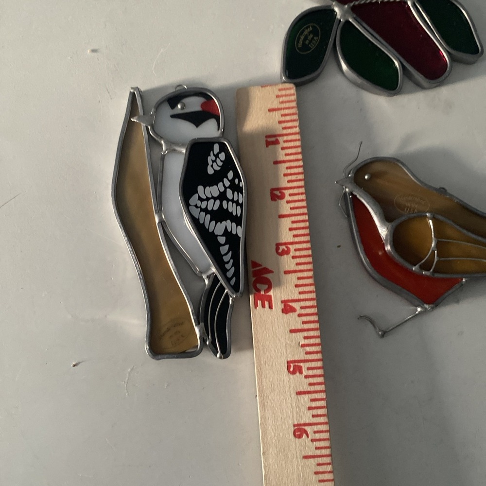 Lot of 3 Stained Glass Handcrafted Birds Cardinal Woodpecker Robin Suncatchers - Picture 10 of 12